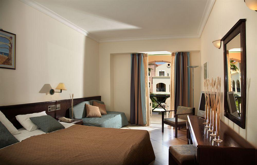Amanda Hotel 카를로바씨 외부 사진