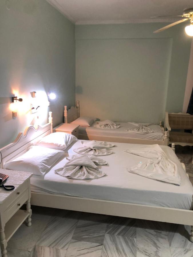 Amanda Hotel 카를로바씨 외부 사진