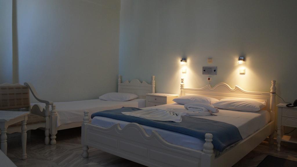 Amanda Hotel 카를로바씨 외부 사진